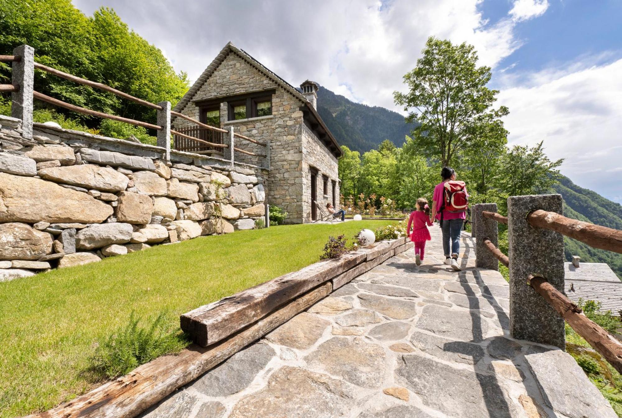 Athili - Villaggio Dei Crodini Chalet Crodo